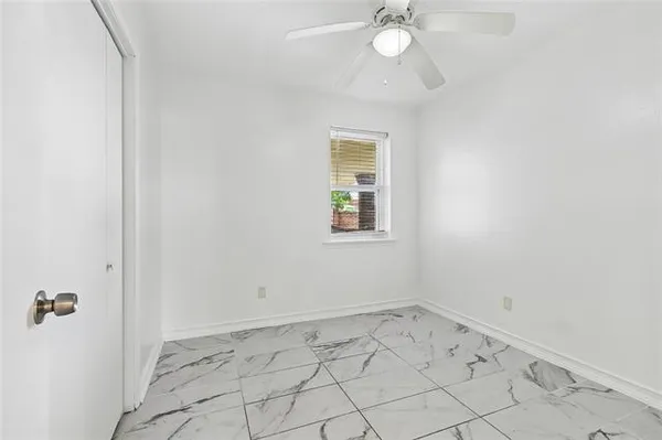 $275,000 | 2248 Stall Drive, Harvey, LA 70058