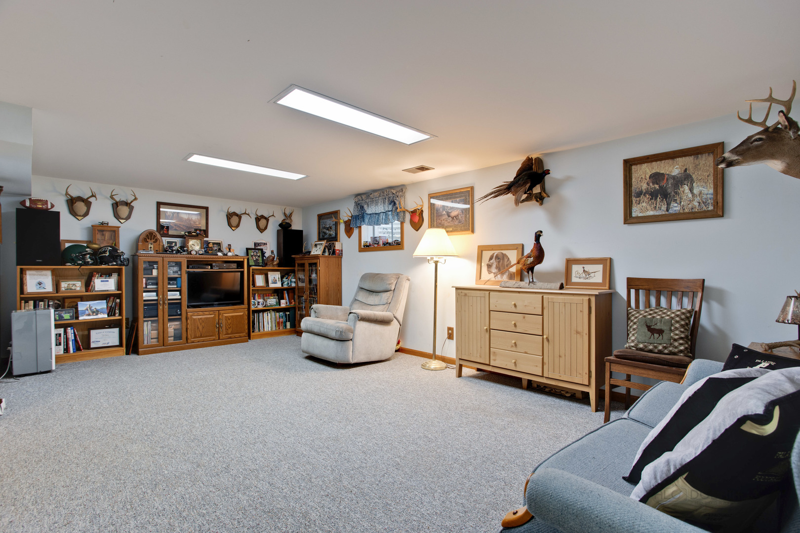 820 Freeman Road Hoffman Estates, IL 60192 - Photo 25 of 33 a bedroom with furniture and white walls