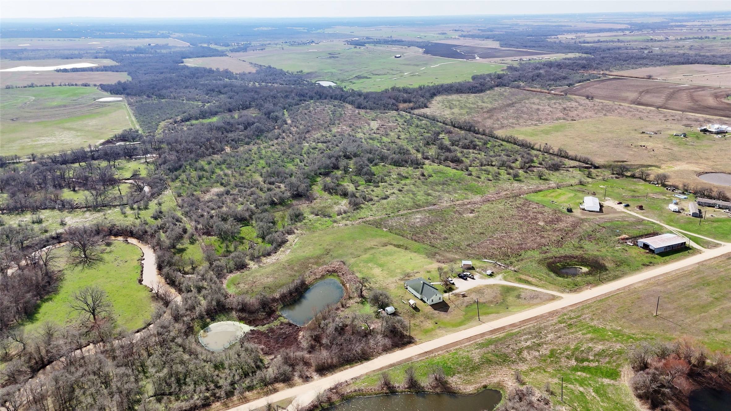 471 County Road 471 Road Thrall, TX 76578 - Photo 19 of 20 a view of city and mountain