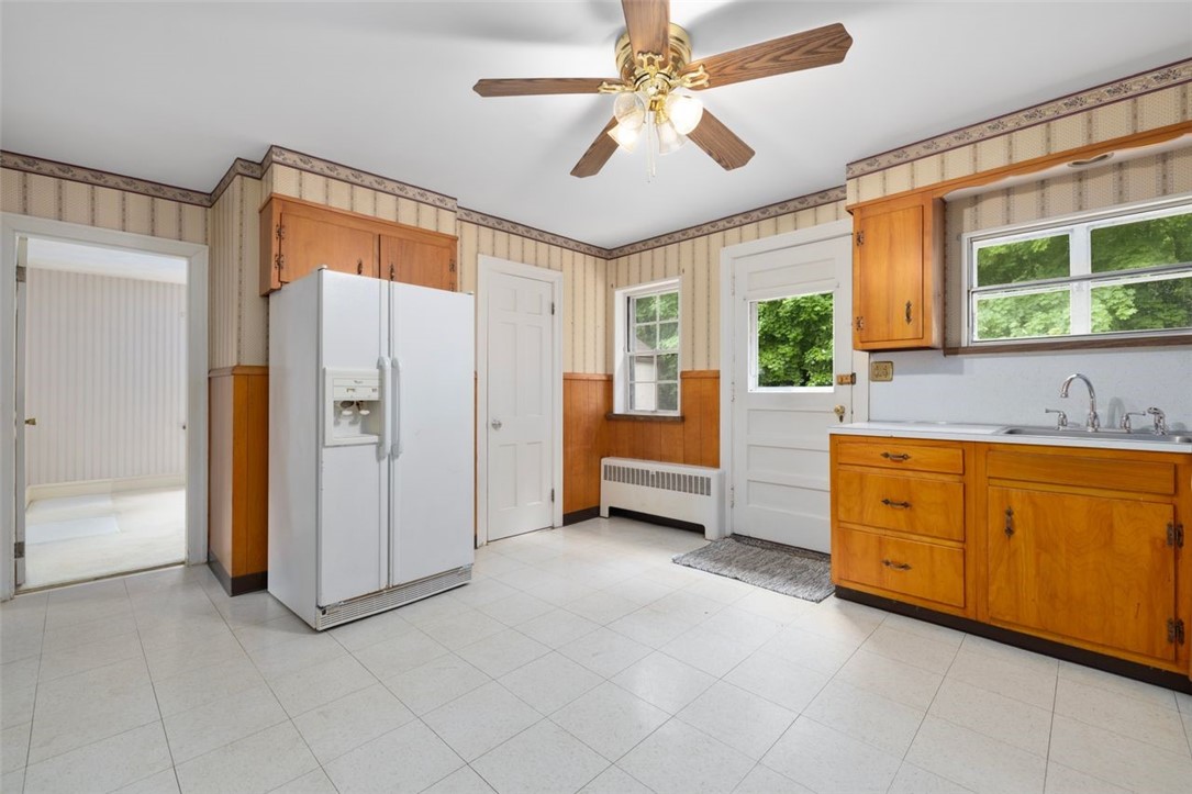 35 New Clark Road Cumberland, RI 02864 - Photo 7 of 40