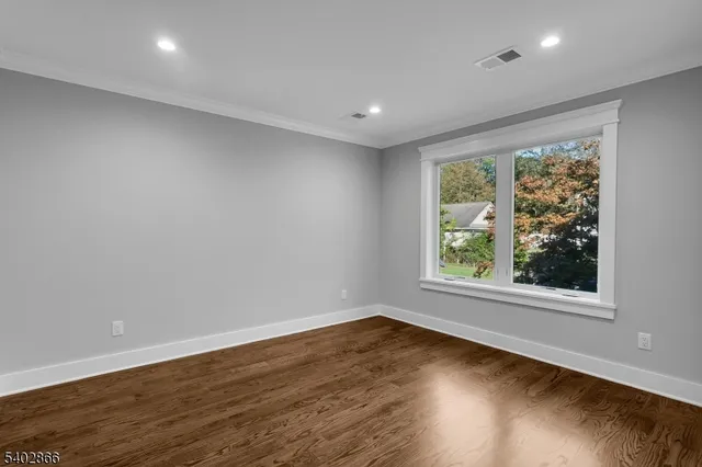 $1,375,000 | 117 West Oak Street, Bernards, NJ 07920