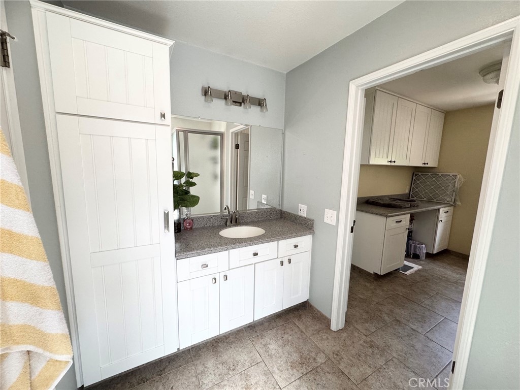 6691 Orangewood Road Highland, CA 92346 - Photo 36 of 71