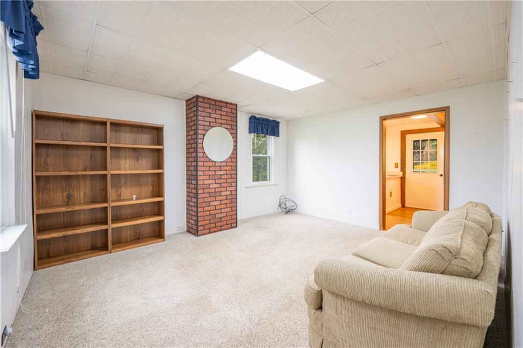 1566 Keystone Park Road New Alexandria, PA 15670 - Photo 7 of 40 Gallery Image 7