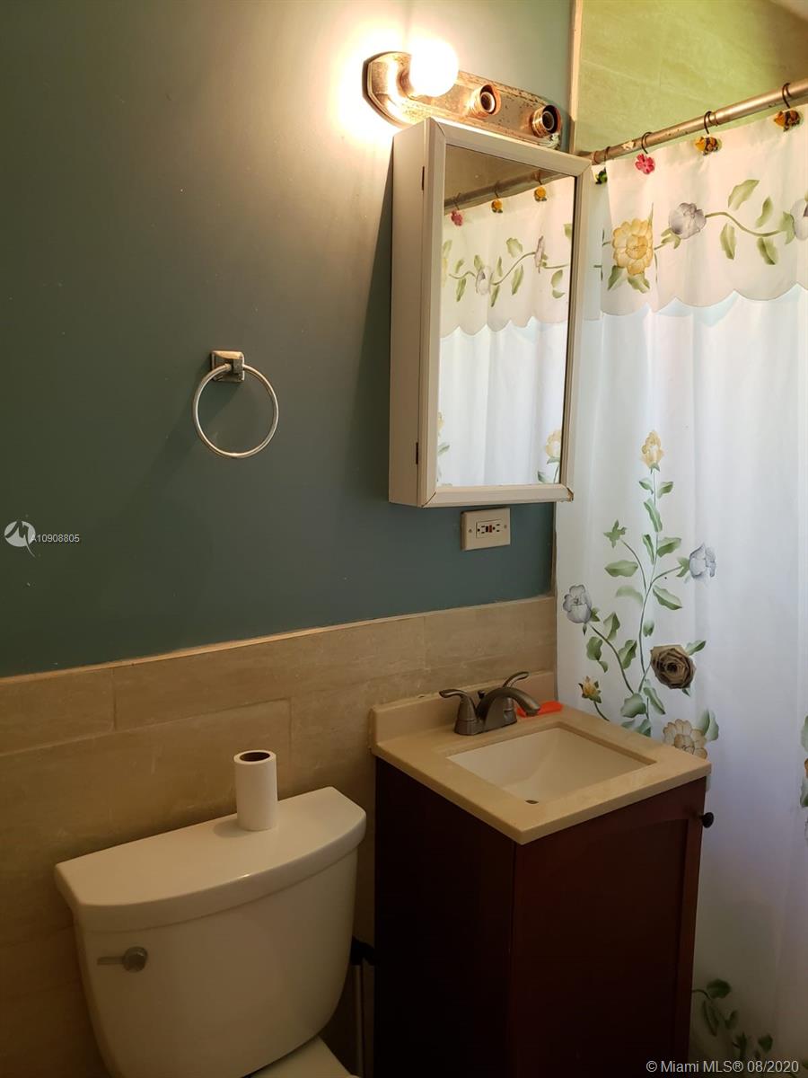 511 Brown Road Lantana, FL 33462 - Photo 14 of 26 Gallery Image 14