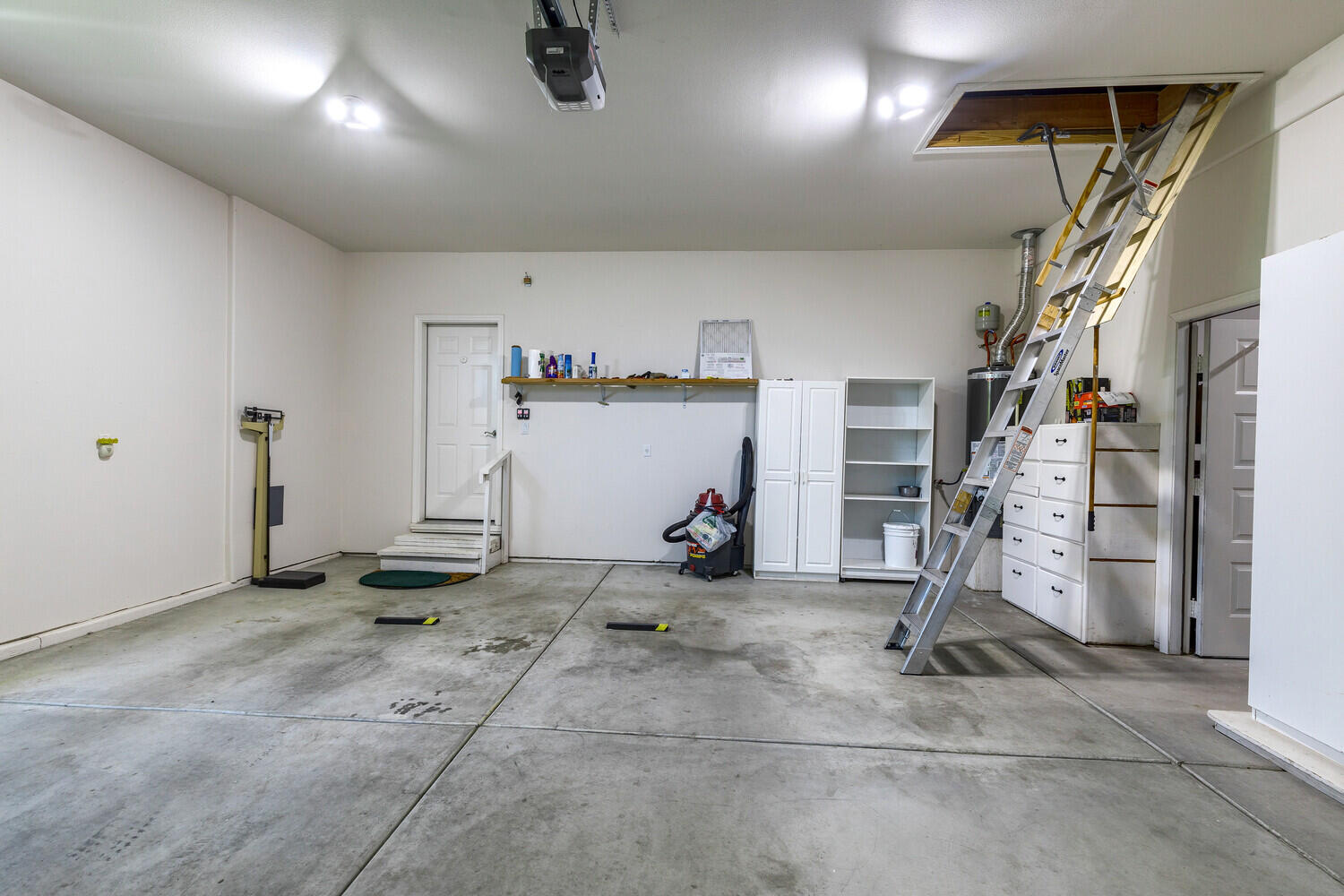 1045 Coral Ridge Eagle Point, OR 97524 - Photo 47 of 48