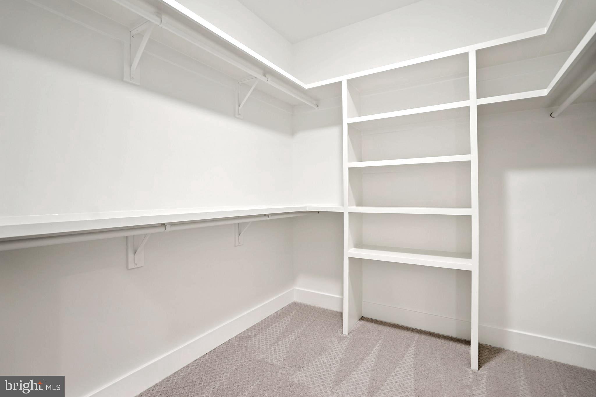 6593 Little Falls Road Arlington, VA 22213 - Photo 22 of 25 Gallery Image 22
