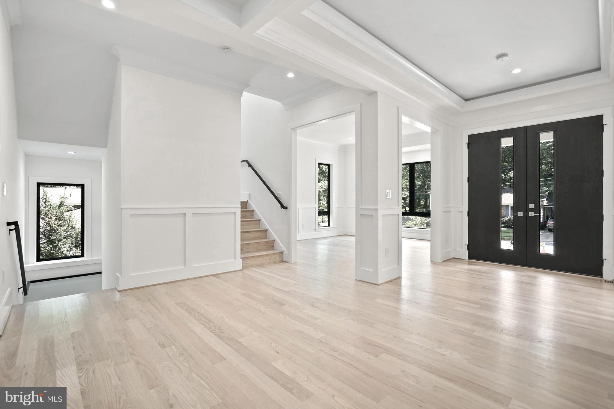 6593 Little Falls Road Arlington, VA 22213 - Photo 6 of 25 Gallery Image 6