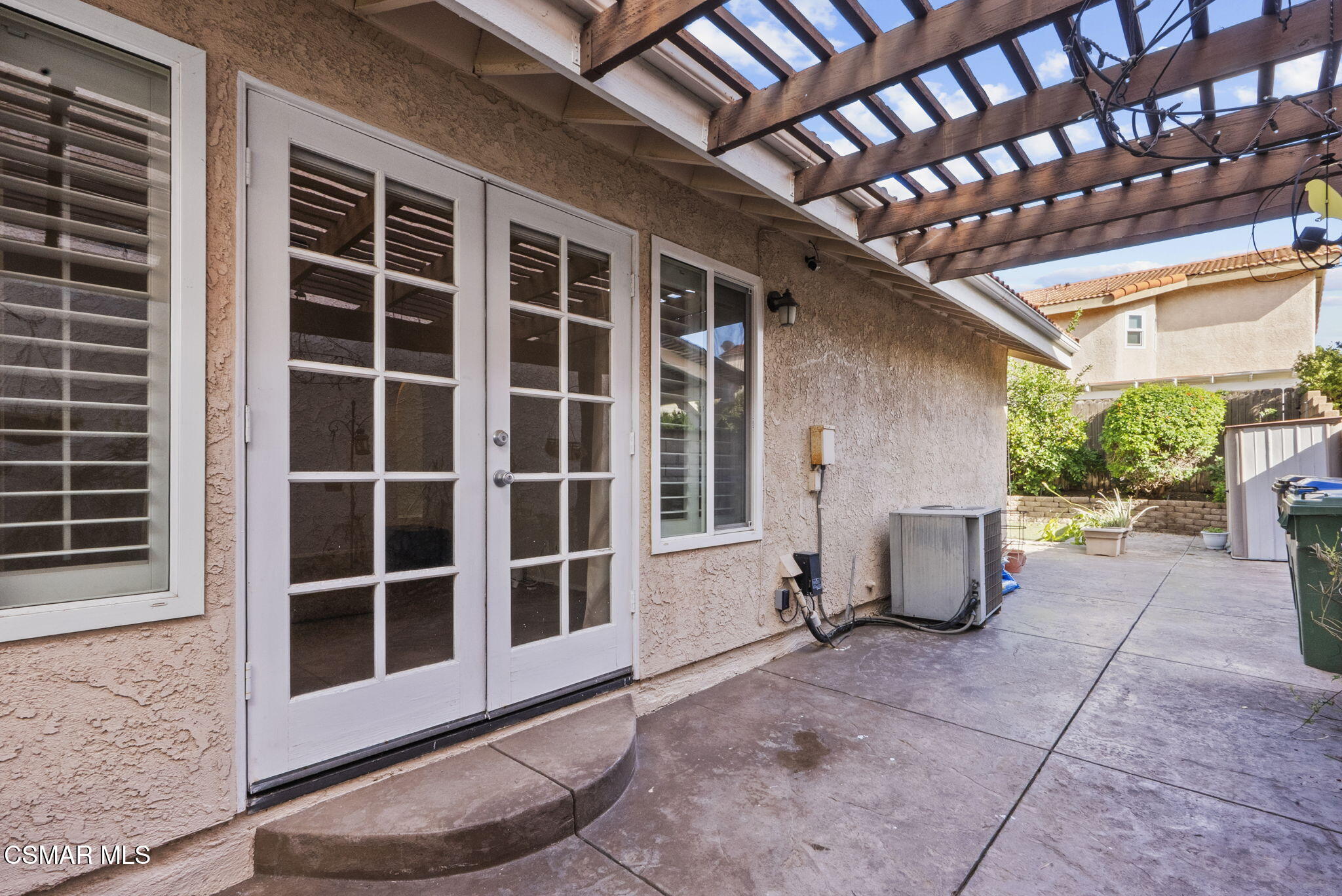 2508 Glenhurst Court Simi Valley, CA 93063 - Photo 35 of 41 a view of a house with a large window and sitting area