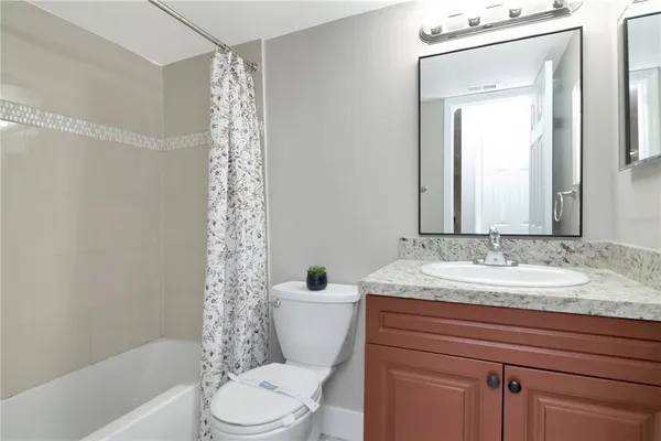 $143,900 | 228 Berry Tree Place, Brandon, FL 33510