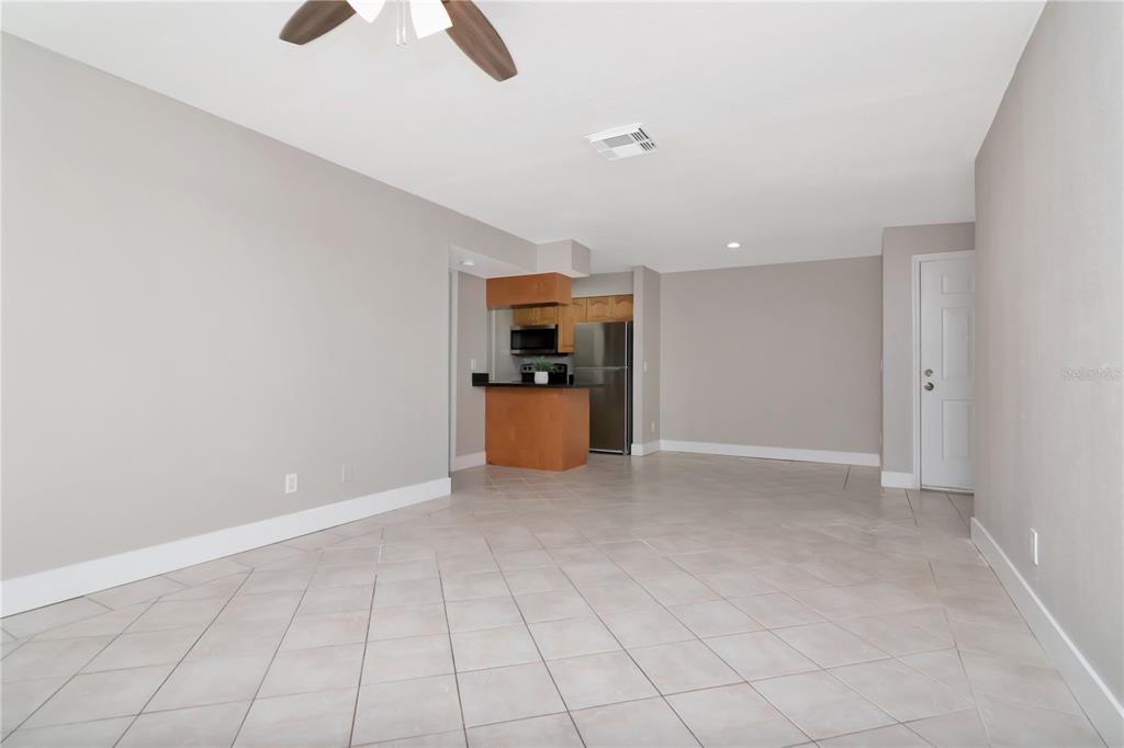 228 Berry Tree Place Brandon, FL 33510 - Photo 6 of 35
