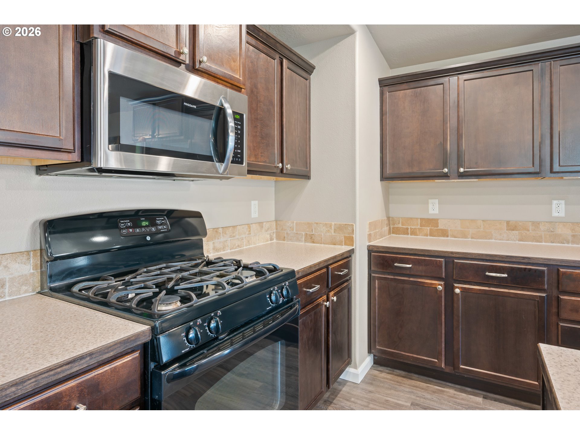 4946 Holly Street Springfield, OR 97478 - Photo 11 of 46 Gallery Image 11