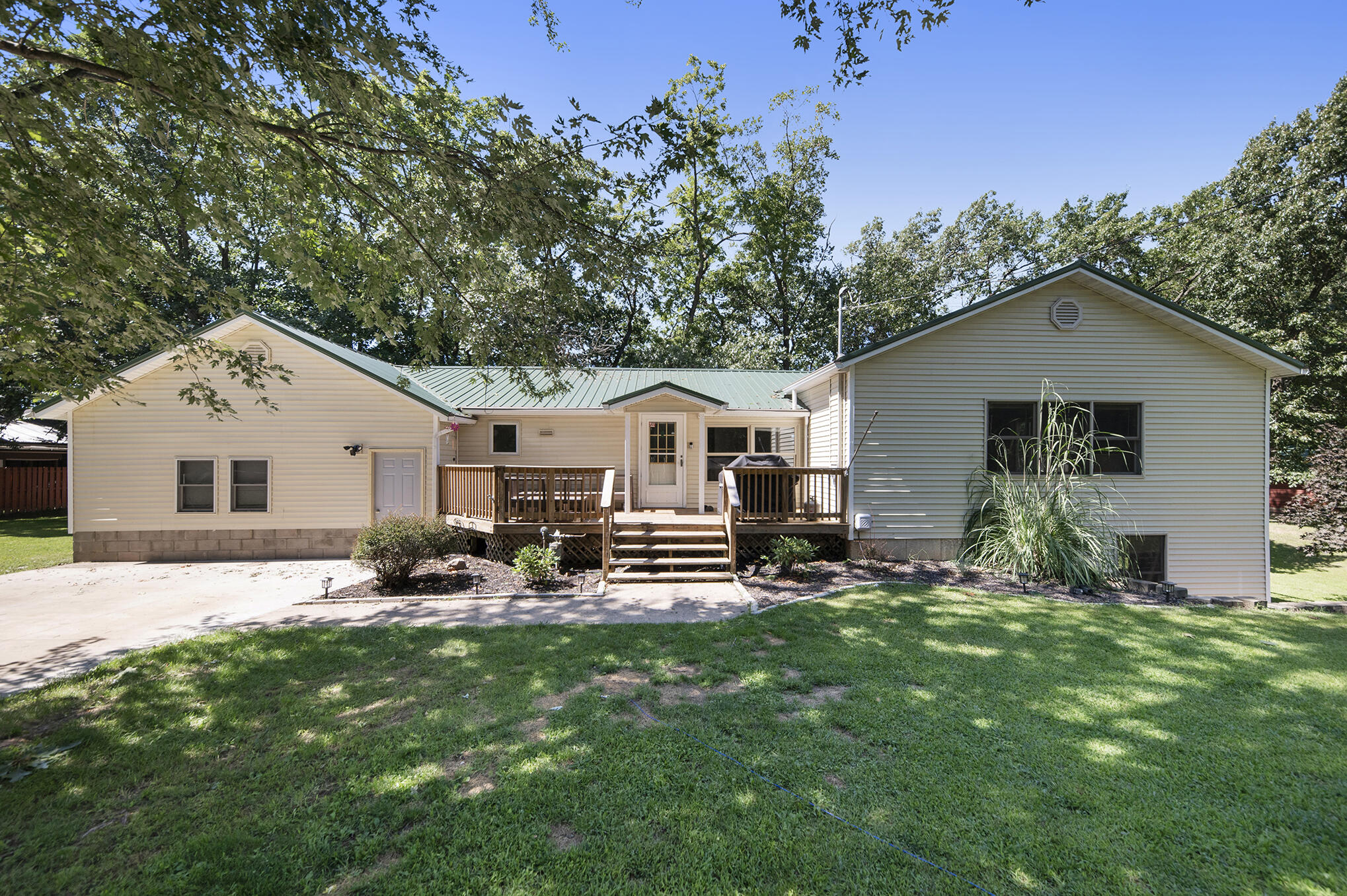 58670 River Heights Drive Three Rivers, MI 49093 - Photo 1 of 35 Converted_75