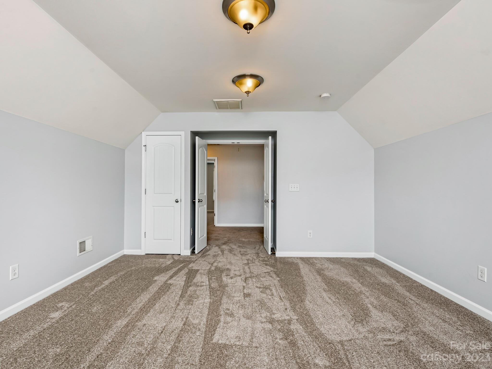 9222 Inverness Bay Road Charlotte, NC 28278 - Photo 18 of 27 Gallery Image 18