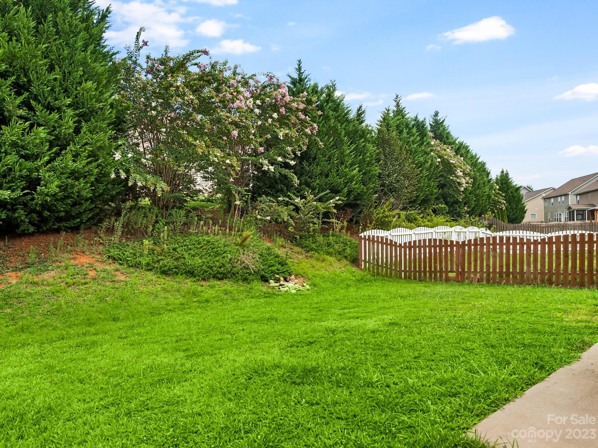 9222 Inverness Bay Road Charlotte, NC 28278 - Photo 27 of 27 Gallery Image 27