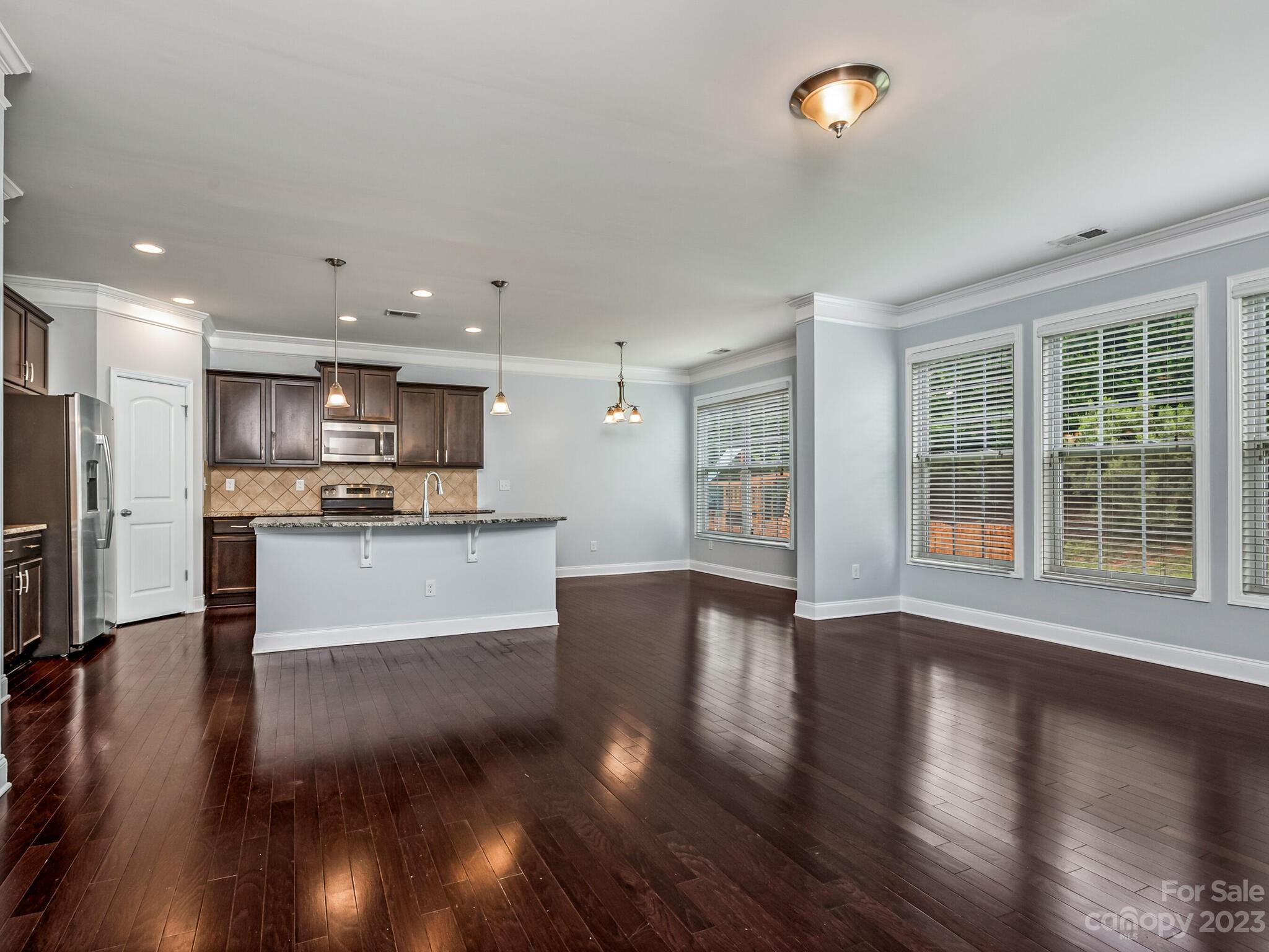 9222 Inverness Bay Road Charlotte, NC 28278 - Photo 4 of 27 Gallery Image 4