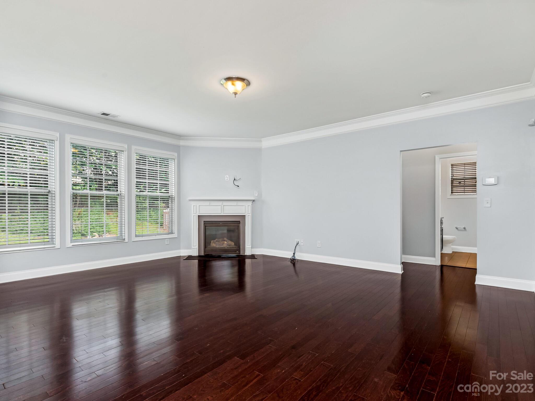 9222 Inverness Bay Road Charlotte, NC 28278 - Photo 9 of 27 Gallery Image 9