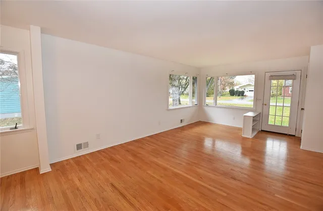 $2,100 | 300 Howland Avenue, Brighton, NY 14620