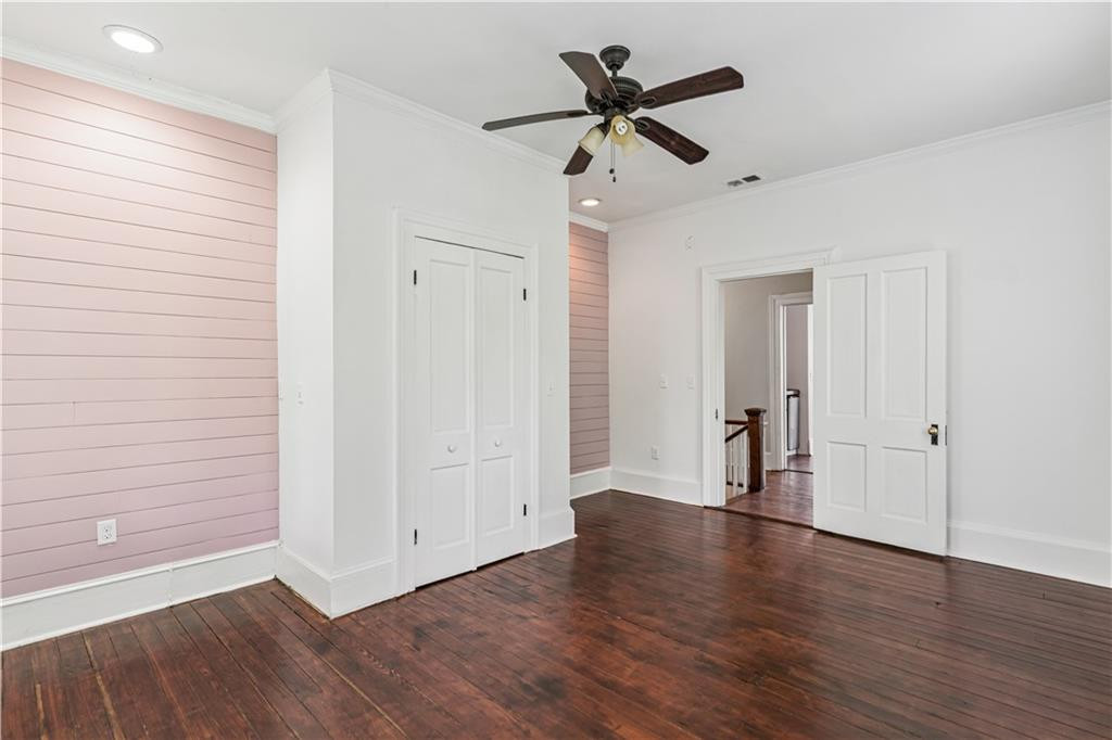520 Ellis Street Brunswick, GA 31520 - Photo 17 of 36 Upstairs Bedroom #3
