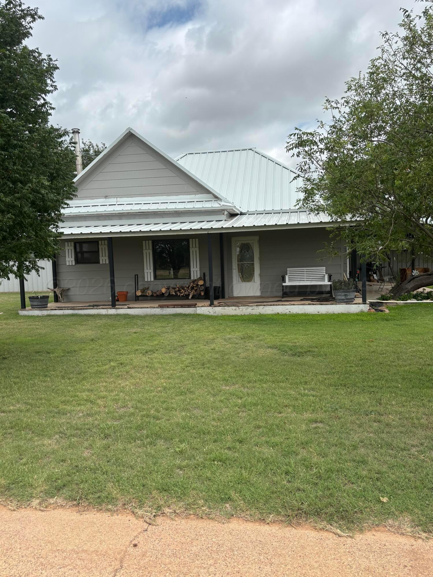 201 County Road KB Childress, TX 79201 - Photo 1 of 21 1