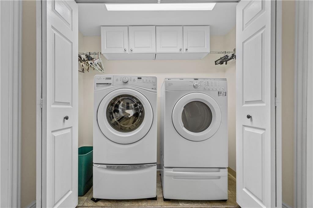 300 McCombs Road Venetia, PA 15367 - Photo 24 of 25 a utility room with dryer and washer