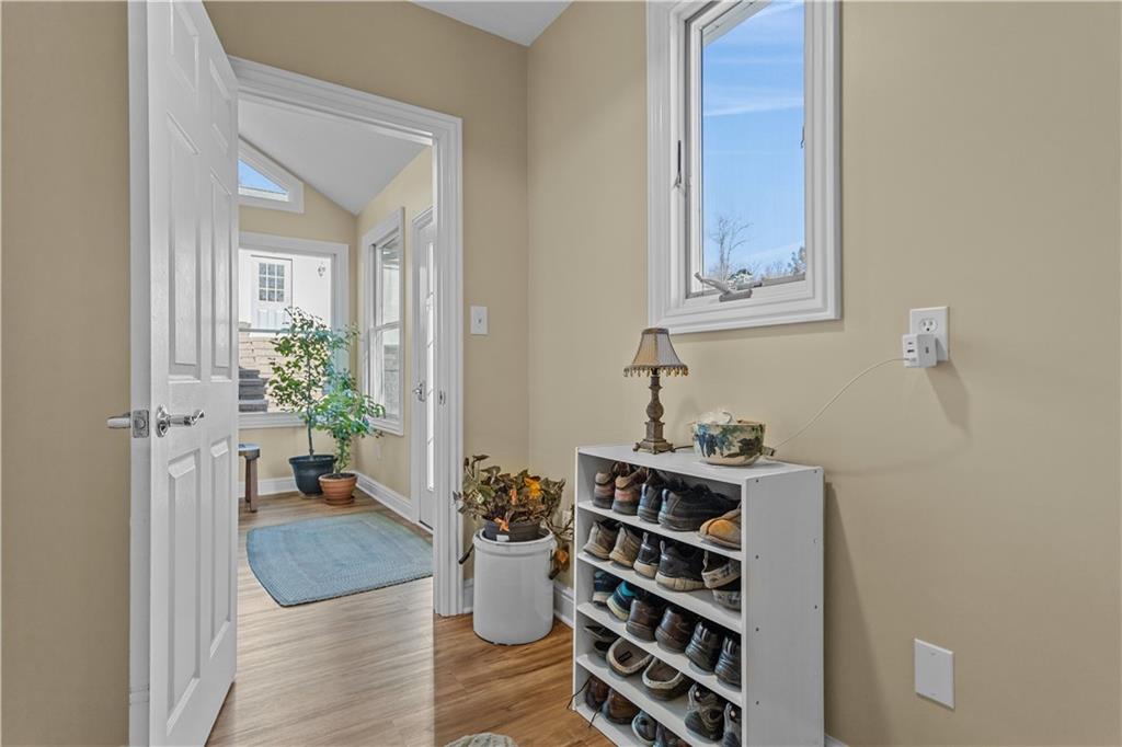 300 McCombs Road Venetia, PA 15367 - Photo 7 of 25 a living room with furniture and wooden floor