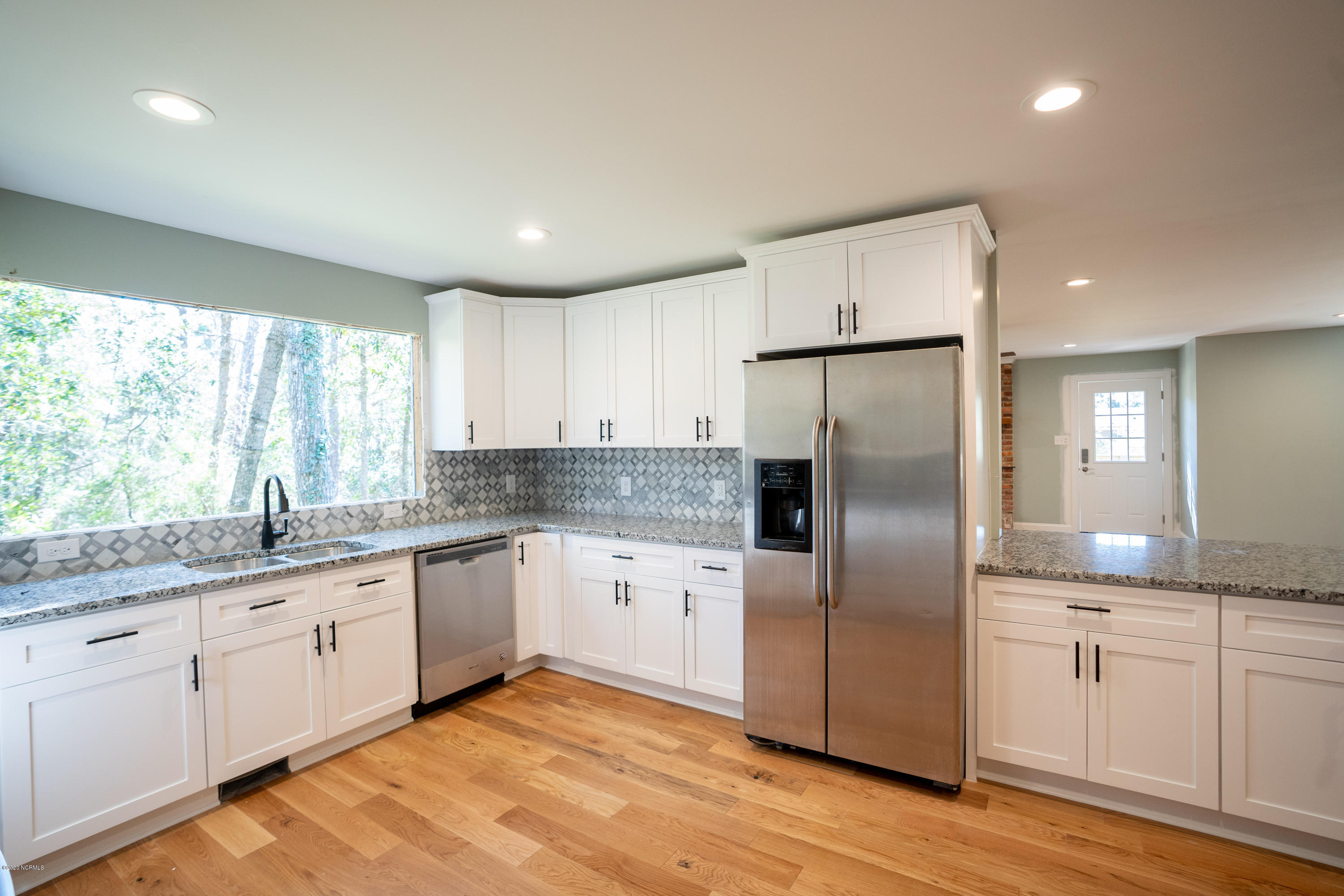 6309 Myrtle Grove Road Wilmington, NC 28409 - Photo 16 of 39 kitchen 4
