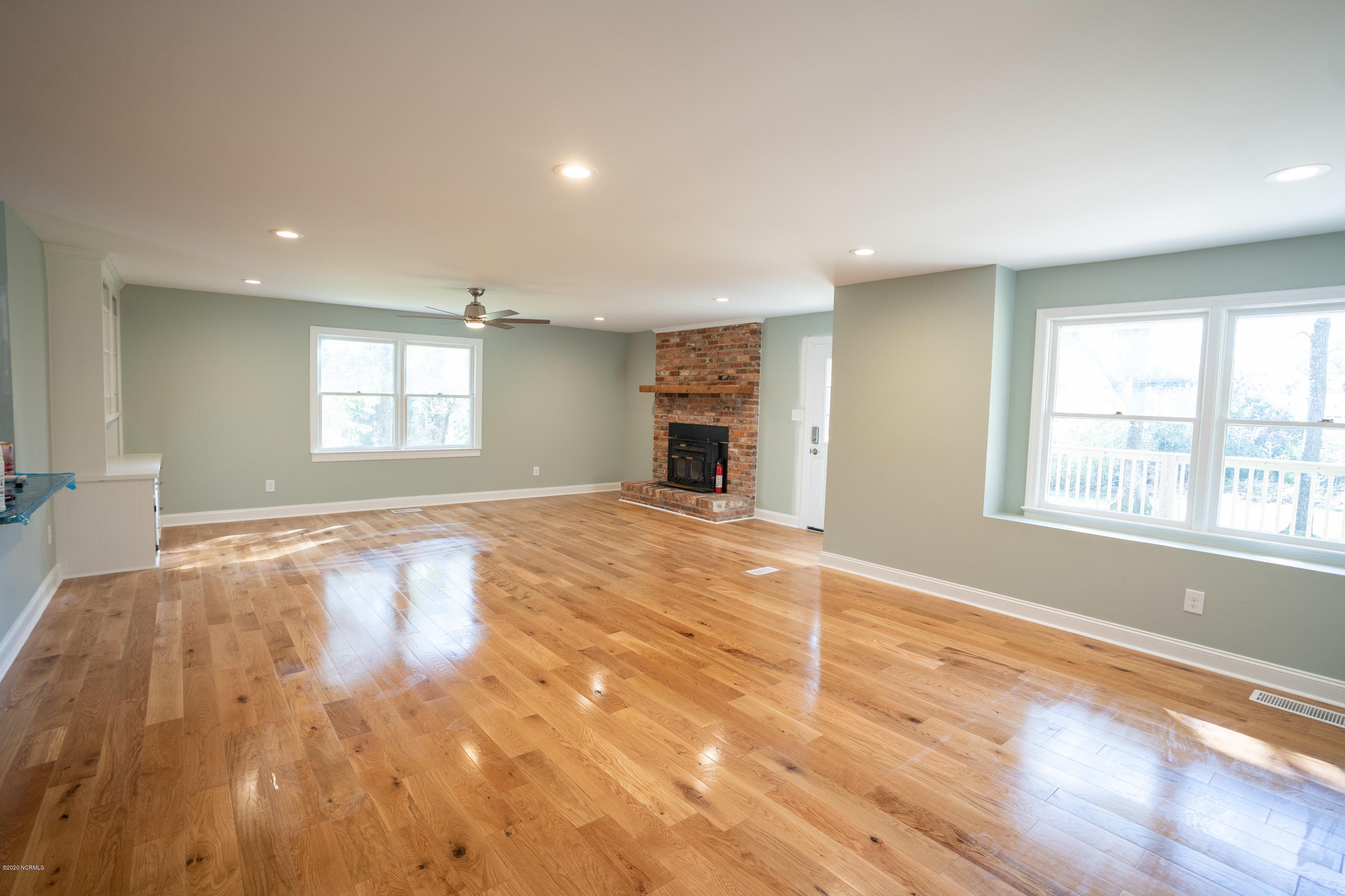 6309 Myrtle Grove Road Wilmington, NC 28409 - Photo 19 of 39 living area 3