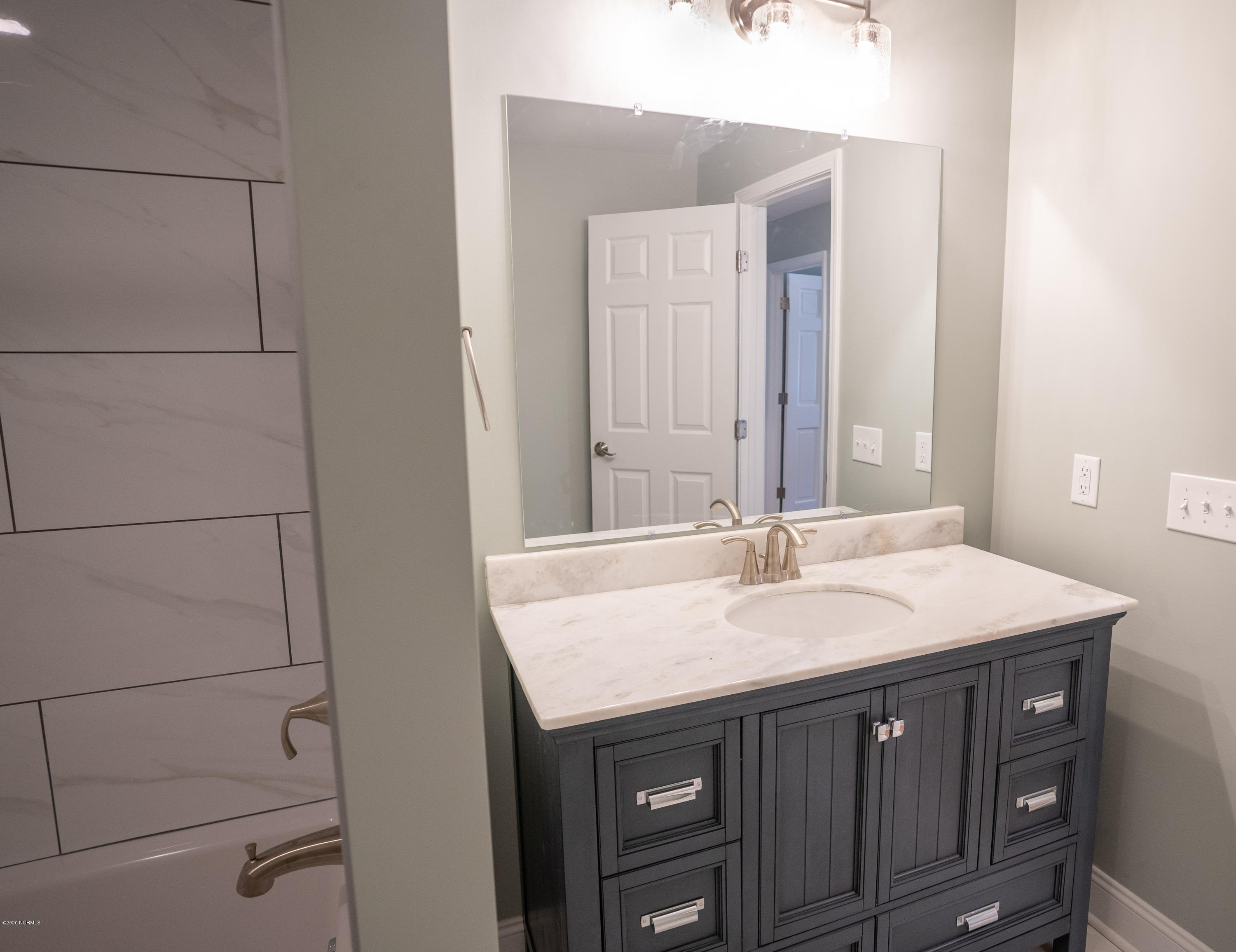 6309 Myrtle Grove Road Wilmington, NC 28409 - Photo 39 of 39 guest bathroom vanity