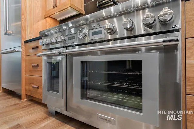 $1,699,900 | 3 Singing Spgs Way, Garden Valley, ID 83622