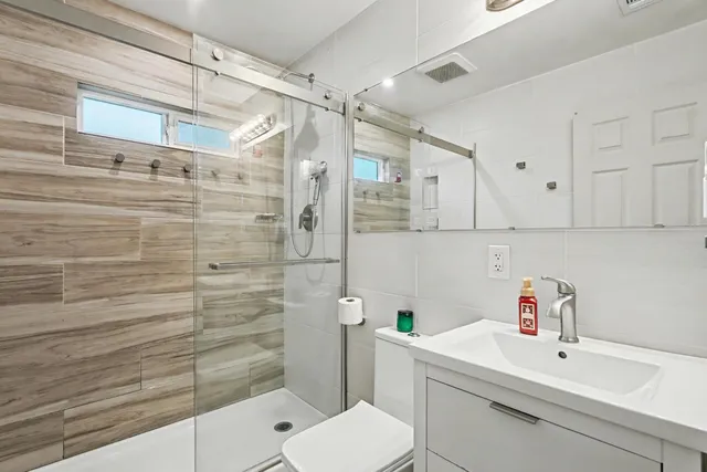 $299,900 | 1038 West Cortland Avenue, Fresno, CA 93705