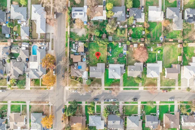 $299,900 | 1038 West Cortland Avenue, Fresno, CA 93705