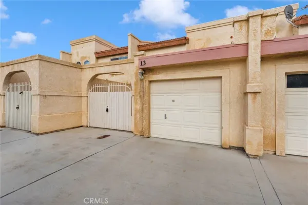 a view of a house with garage