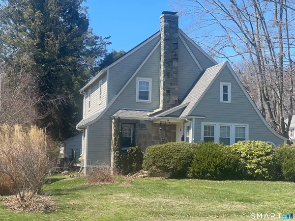 $540,000 | 185 Cutspring Road, Stratford, CT 06614