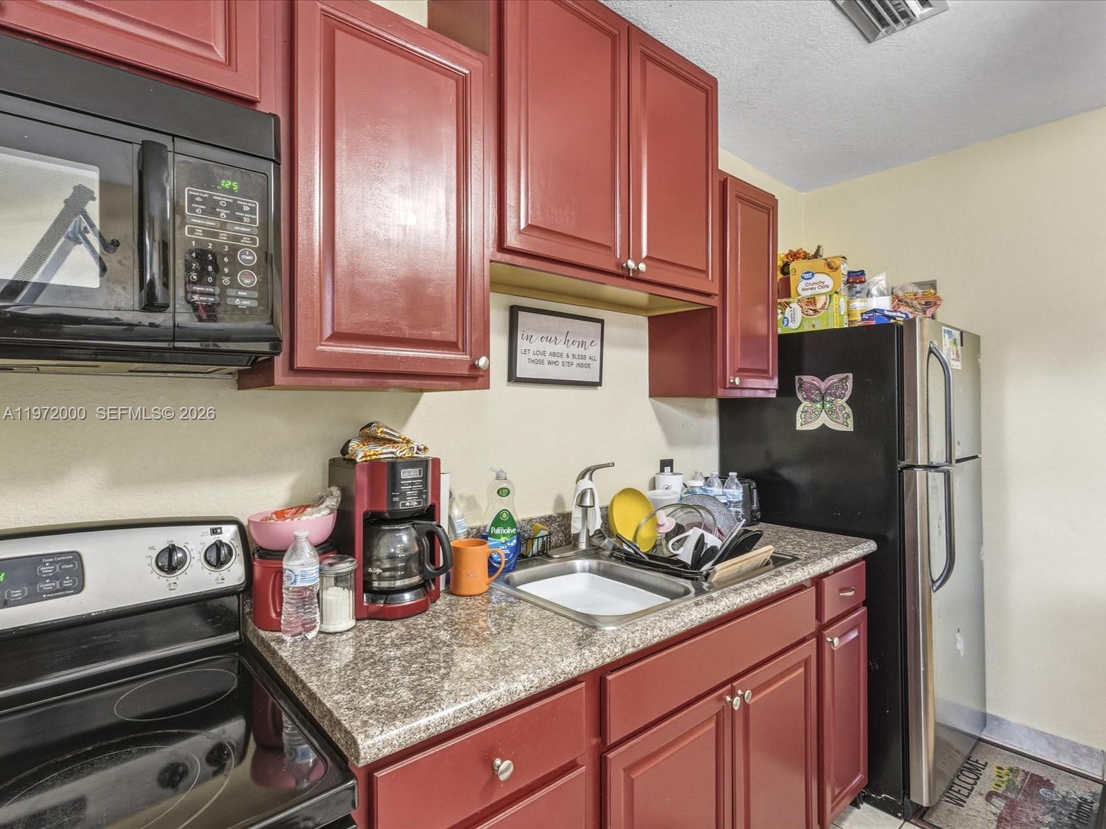 118 Phippen Waiters Road Dania Beach, FL 33004 - Photo 15 of 35