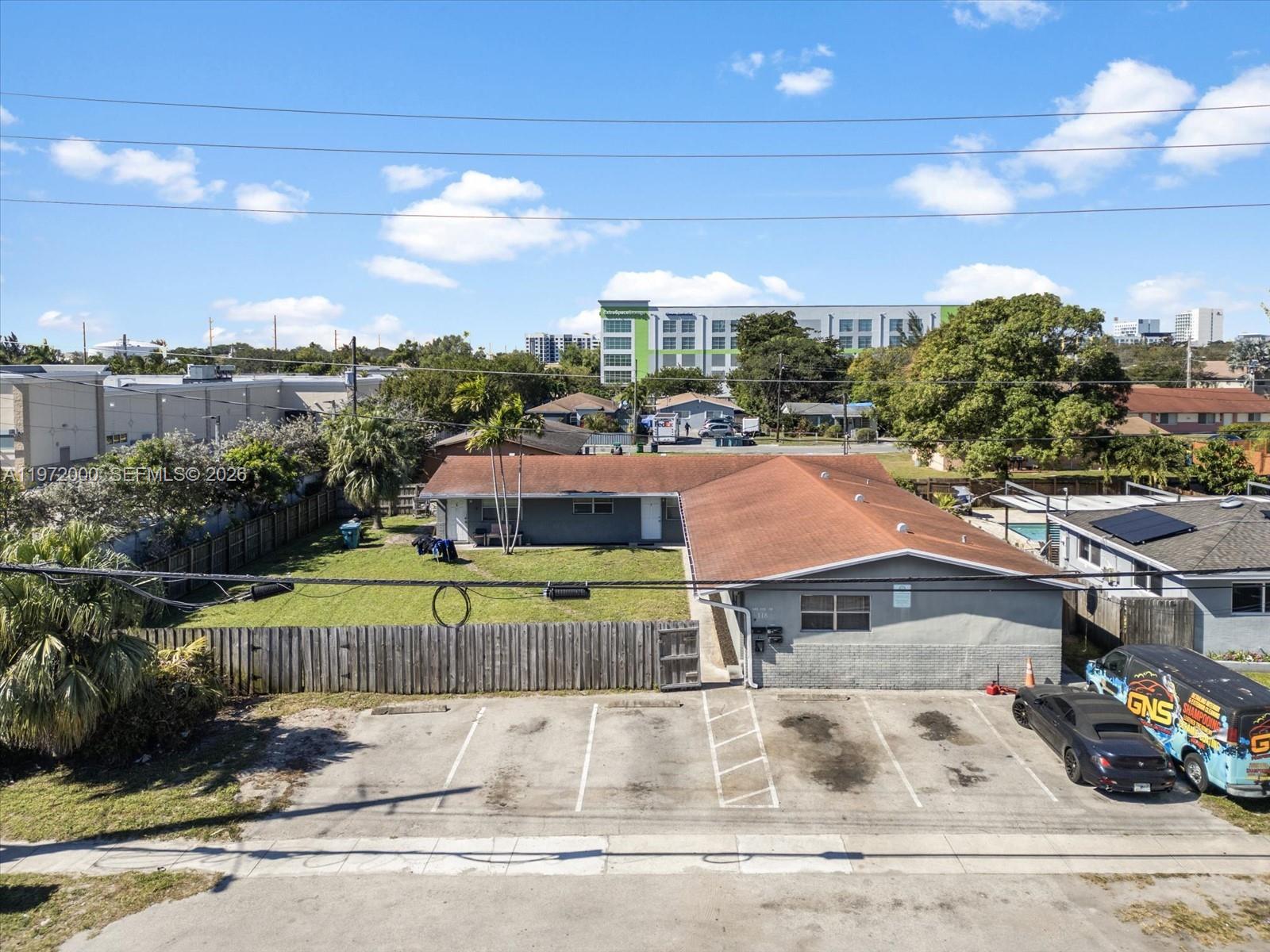 118 Phippen Waiters Road Dania Beach, FL 33004 - Photo 3 of 35