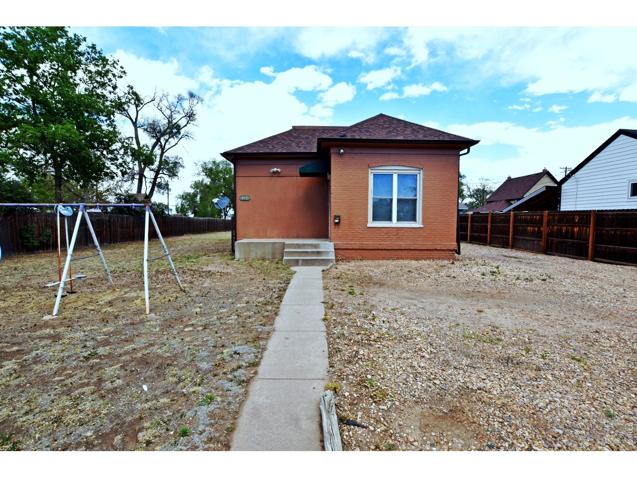 913 4th Street Greeley, CO 80631 - Photo 2 of 38