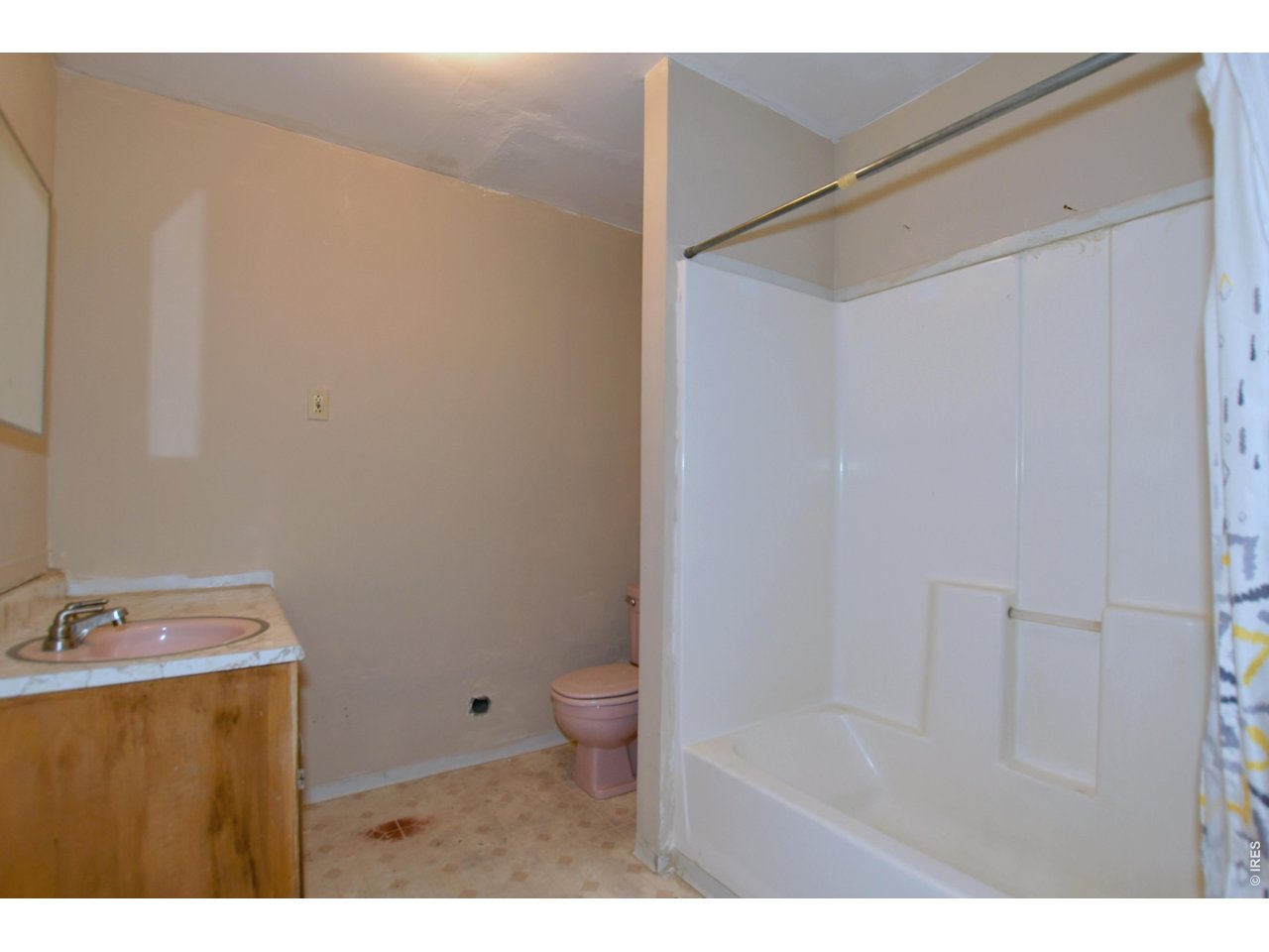 913 4th Street Greeley, CO 80631 - Photo 29 of 38