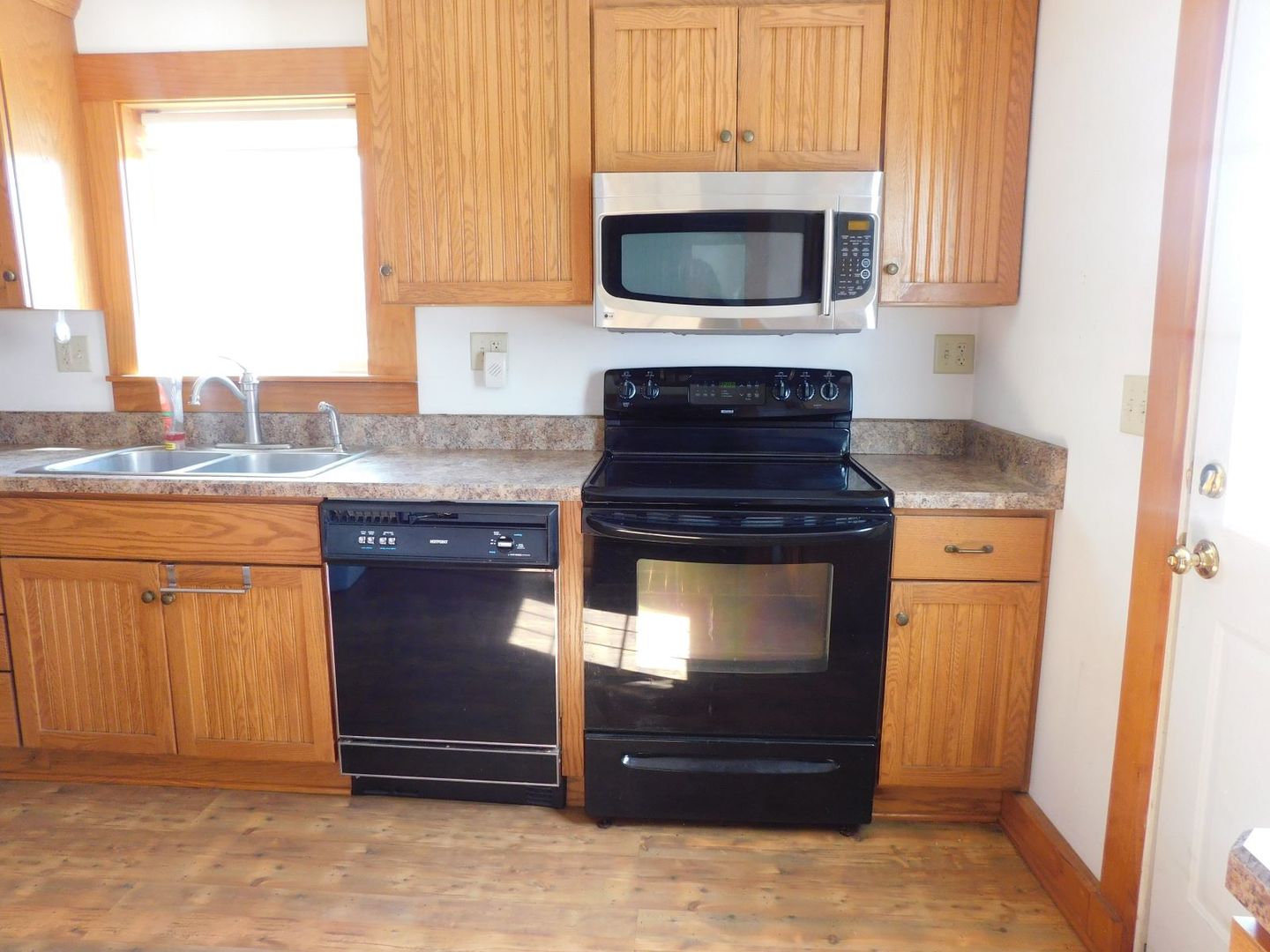 2391 Montague Road Byron, IL 61010 - Photo 4 of 23 Gallery Image 4