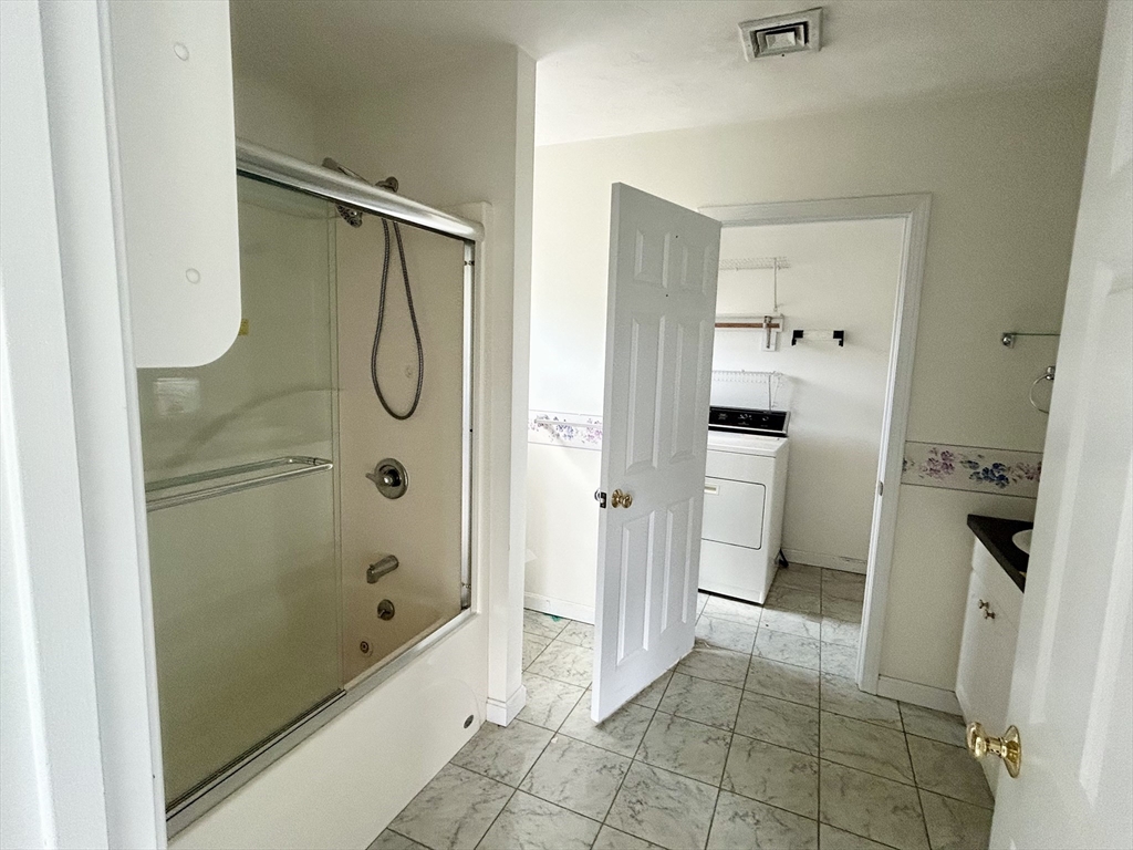 32 Bay Pointe Drive, Unit 32 Wareham, MA 02532 - Photo 15 of 32