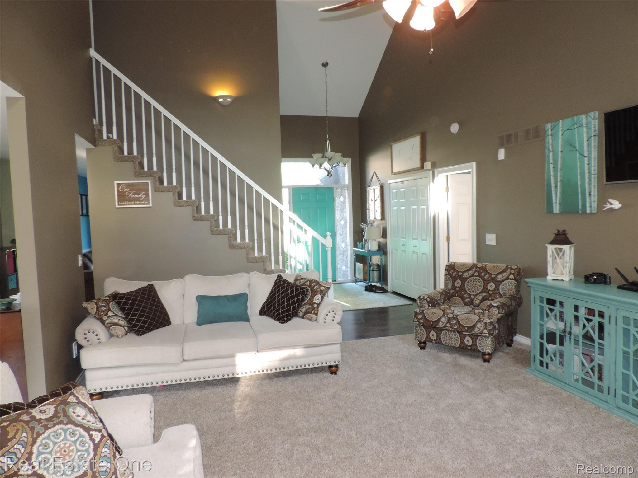 49337 Monte Road New Baltimore, MI 48047 - Photo 20 of 62 DSCN1868.JPG