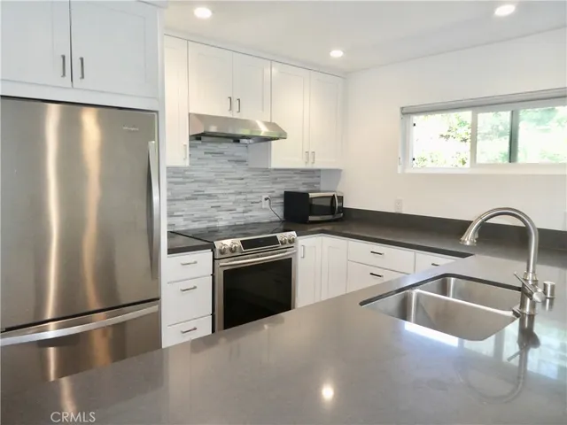 $4,500 | 285 San Joaquin Street, Laguna Beach, CA 92651
