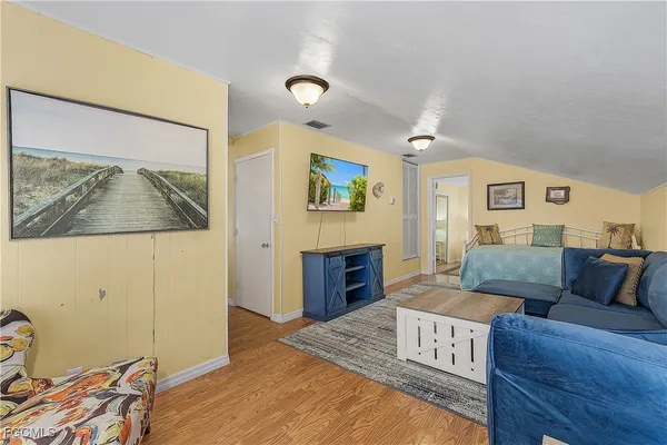 $1,575,000 | 610 Donax Street, Unit 311, Sanibel, FL 33957