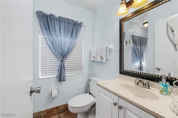 $1,575,000 | 610 Donax Street, Unit 311, Sanibel, FL 33957