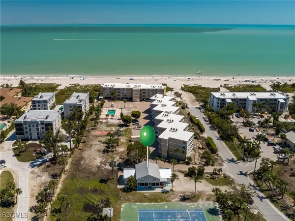 $1,575,000 | 610 Donax Street, Unit 311, Sanibel, FL 33957
