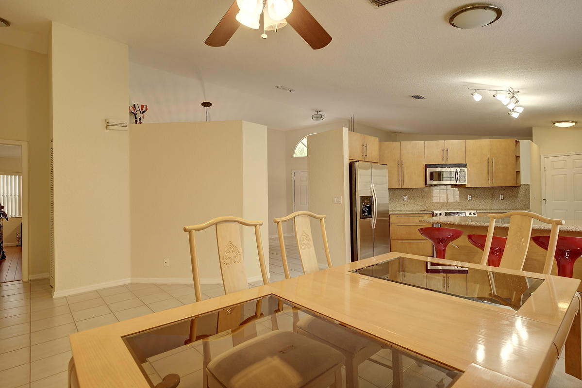 11141 Harbour Springs Circle Boca Raton, FL 33428 - Photo 5 of 22 N2G04