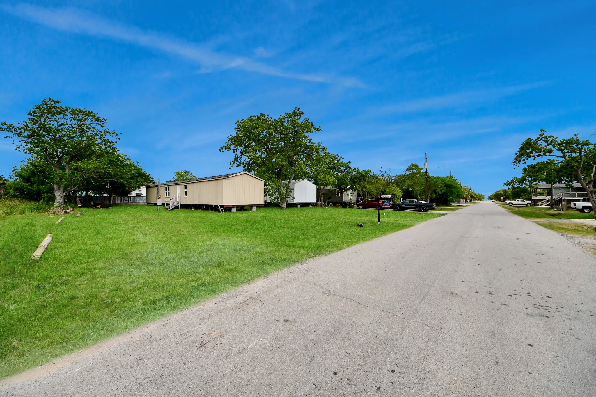 320 4th Street San Leon, TX 77539 - Photo 25 of 29 a view of a garden with a building
