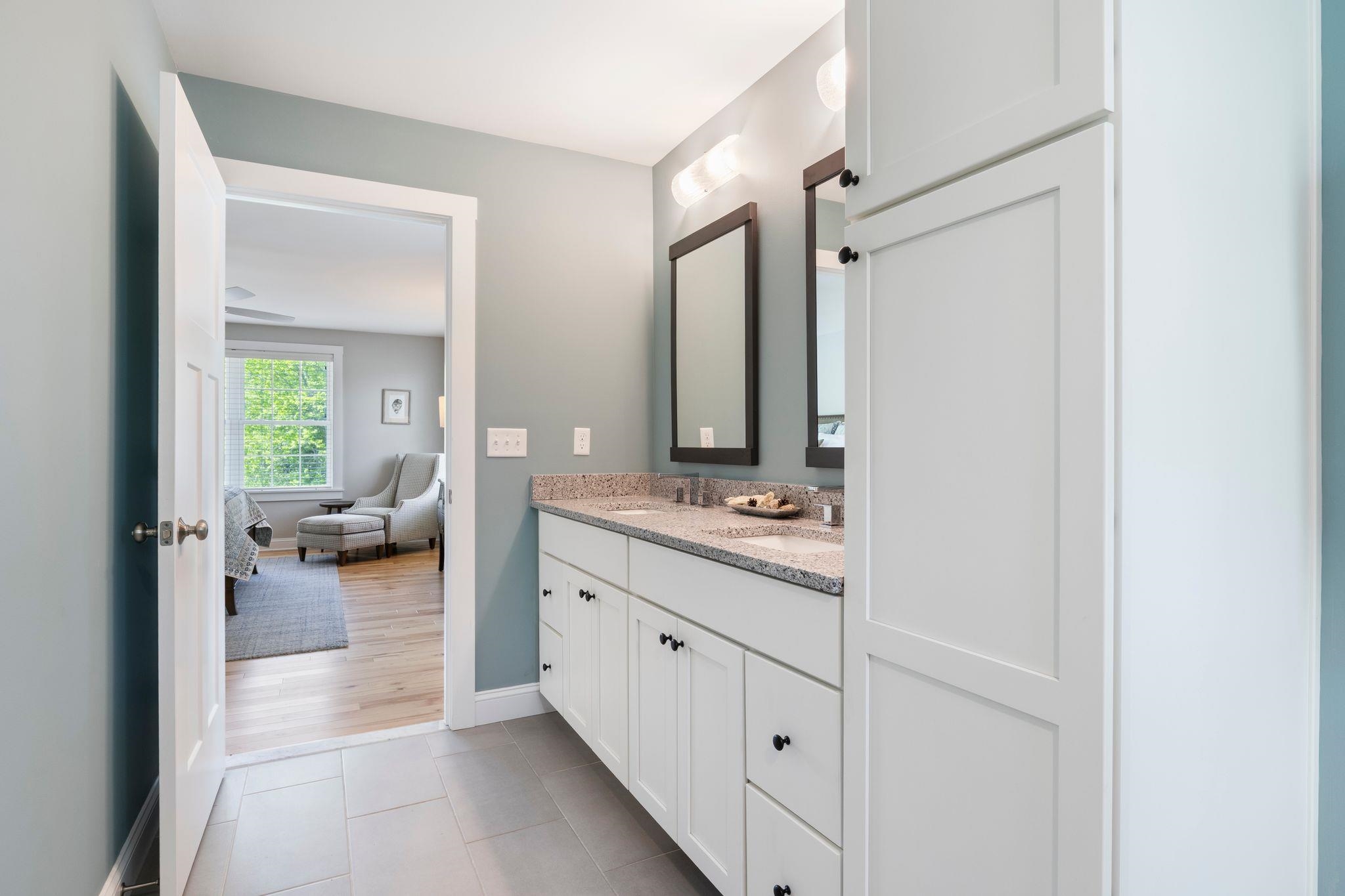 6 Betty Lane Stratham, NH 03885 - Photo 21 of 47