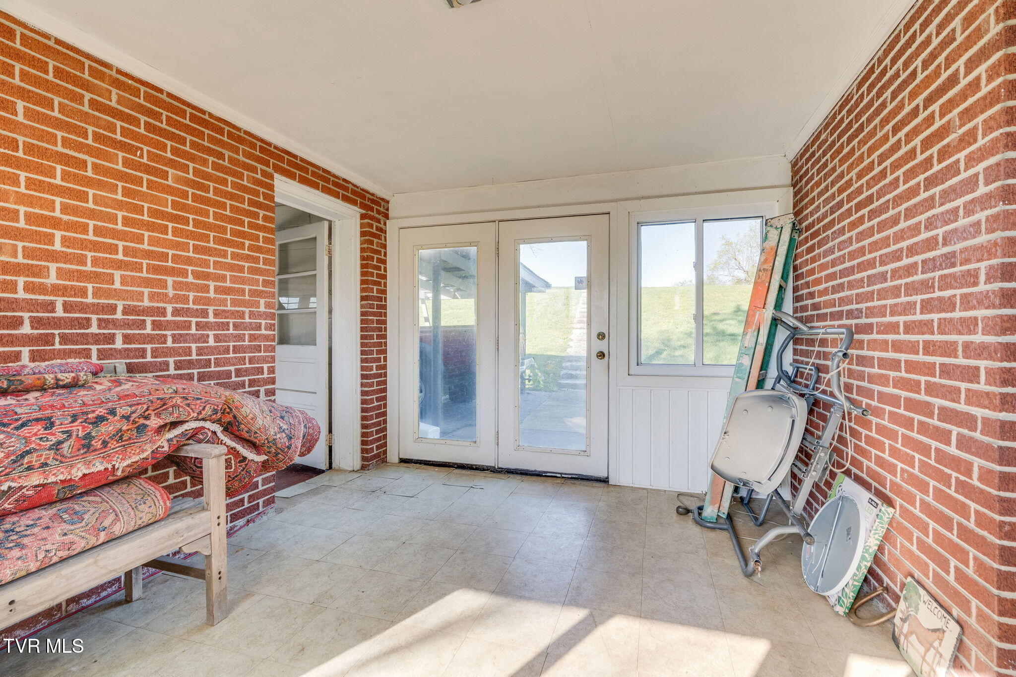 599 River Bend Road Bristol, TN 37620 - Photo 23 of 34 23