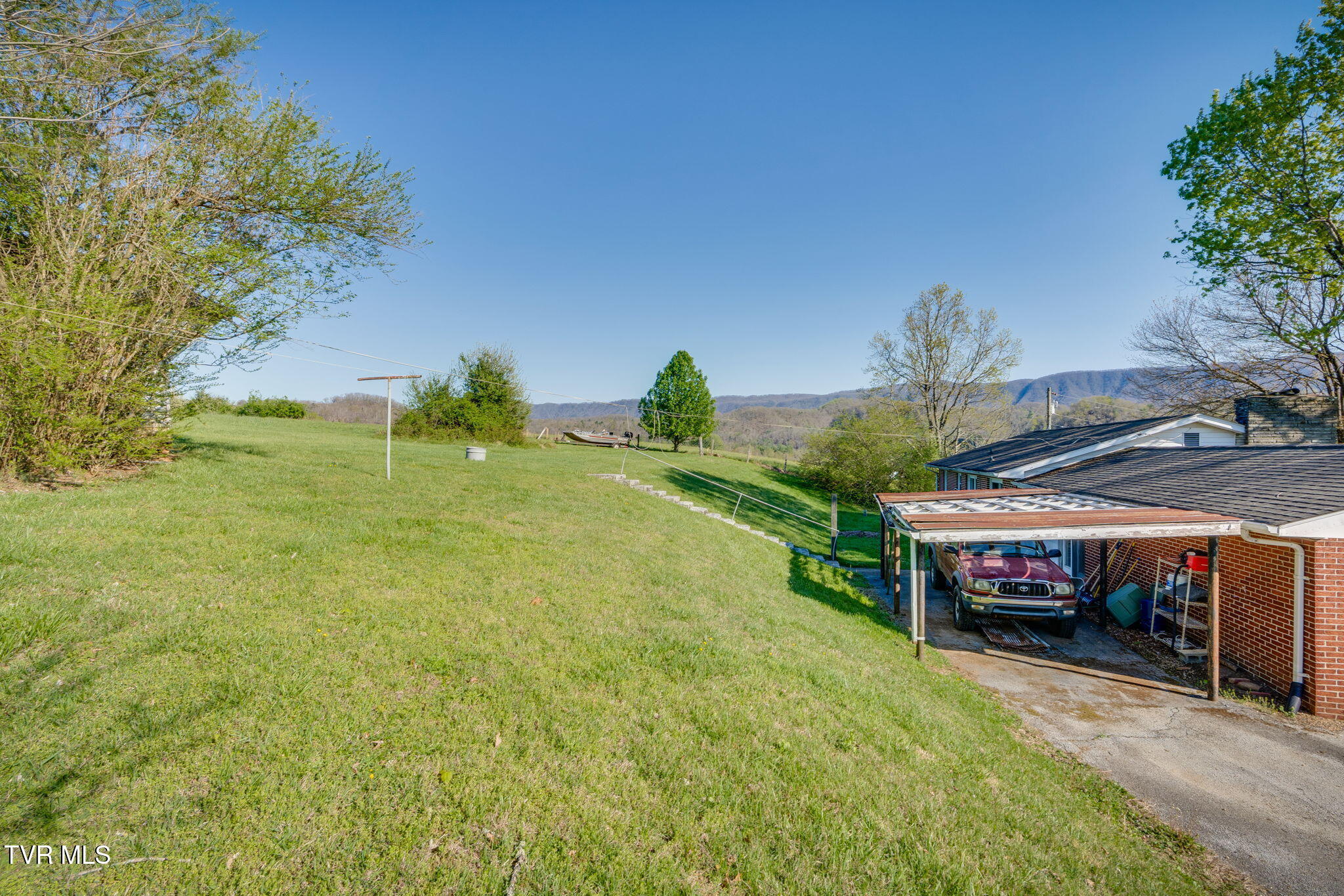599 River Bend Road Bristol, TN 37620 - Photo 28 of 34 28