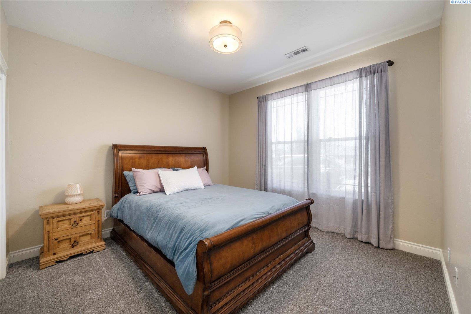 84205 Sagebrush Road Kennewick, WA 99338 - Photo 35 of 48 Gallery Image 35